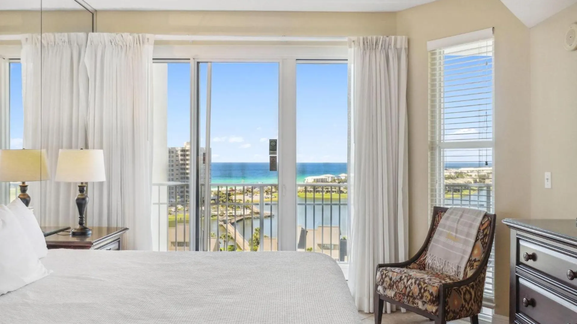 Ariel Dunes II 1010 Destin